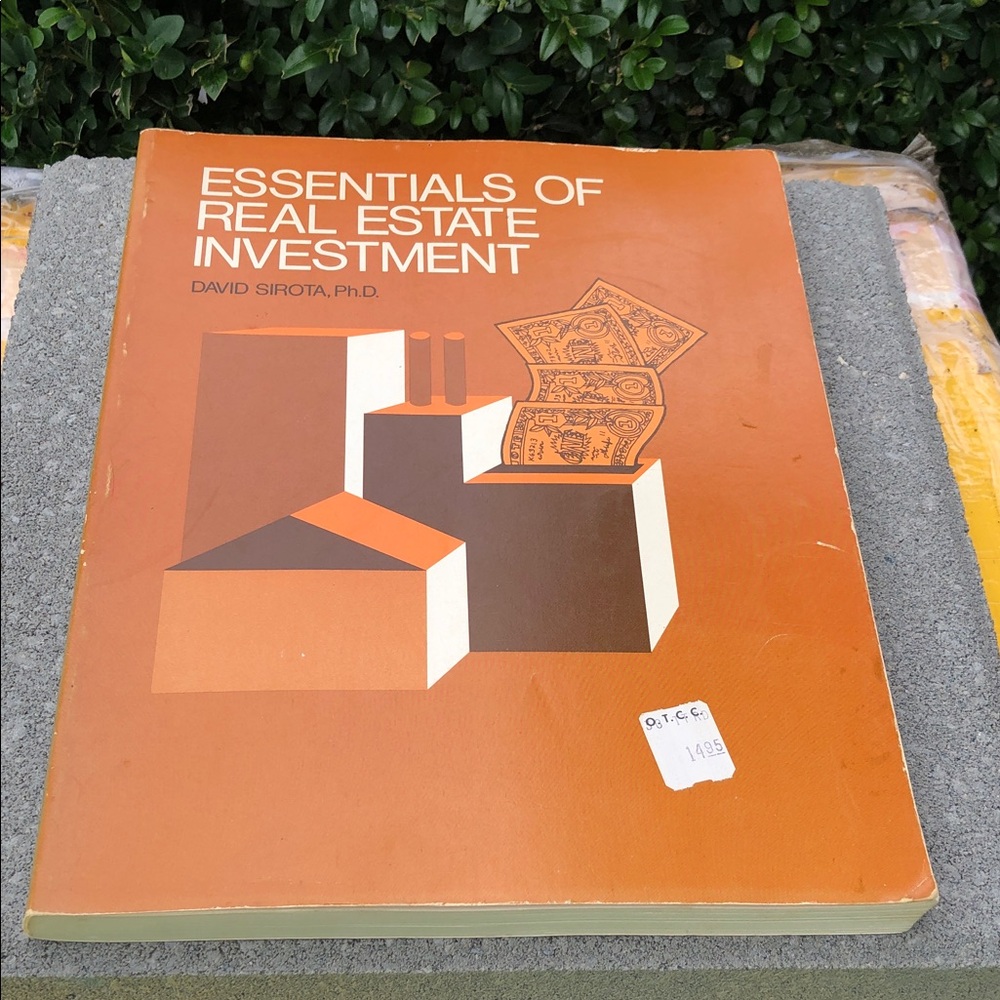 Essentials of Real Estate Investment by David Sirota - Orange Paperback